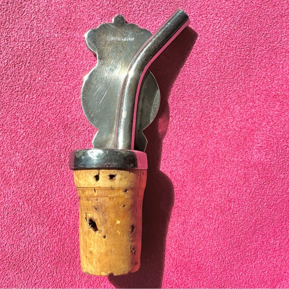 Vintage Bottle Stopper / Pourer with Swedish Flag -  Silver and Cork - Picture 2 of 10